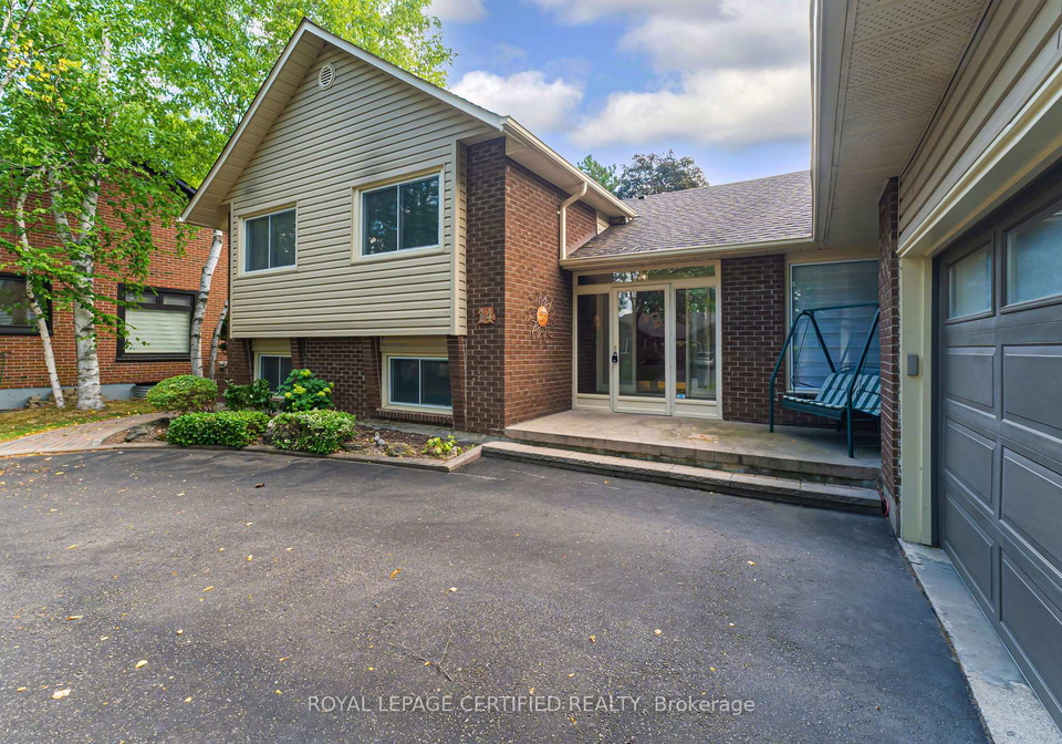 14-broomfield-court-brampton-ontario-w13698926