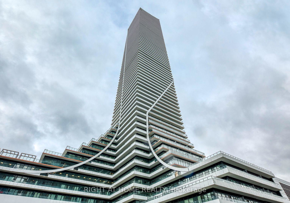 30-shore-breeze-drive-toronto-etobicoke-ontario-w13699118