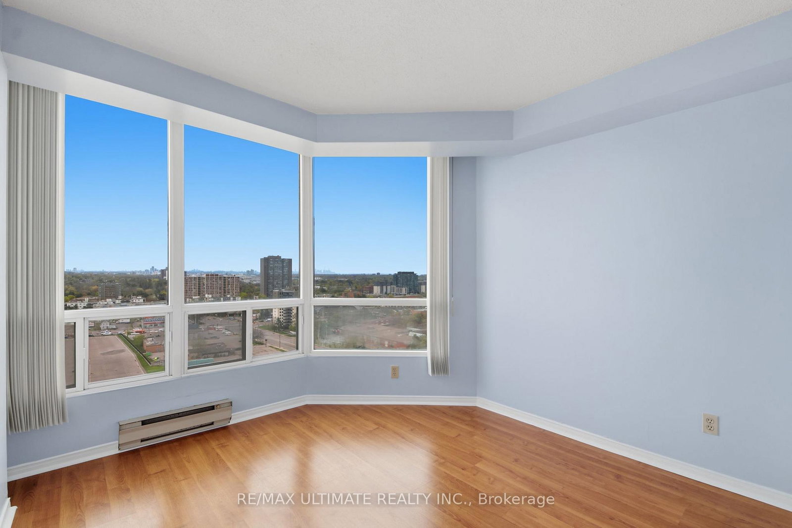 115-hillcrest-avenue-mississauga-ontario-w13699228