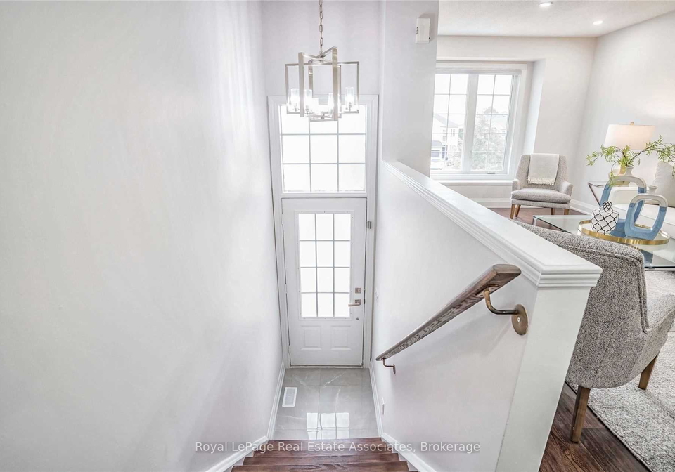 7153-fairmeadow-crescent-mississauga-ontario-w13699340