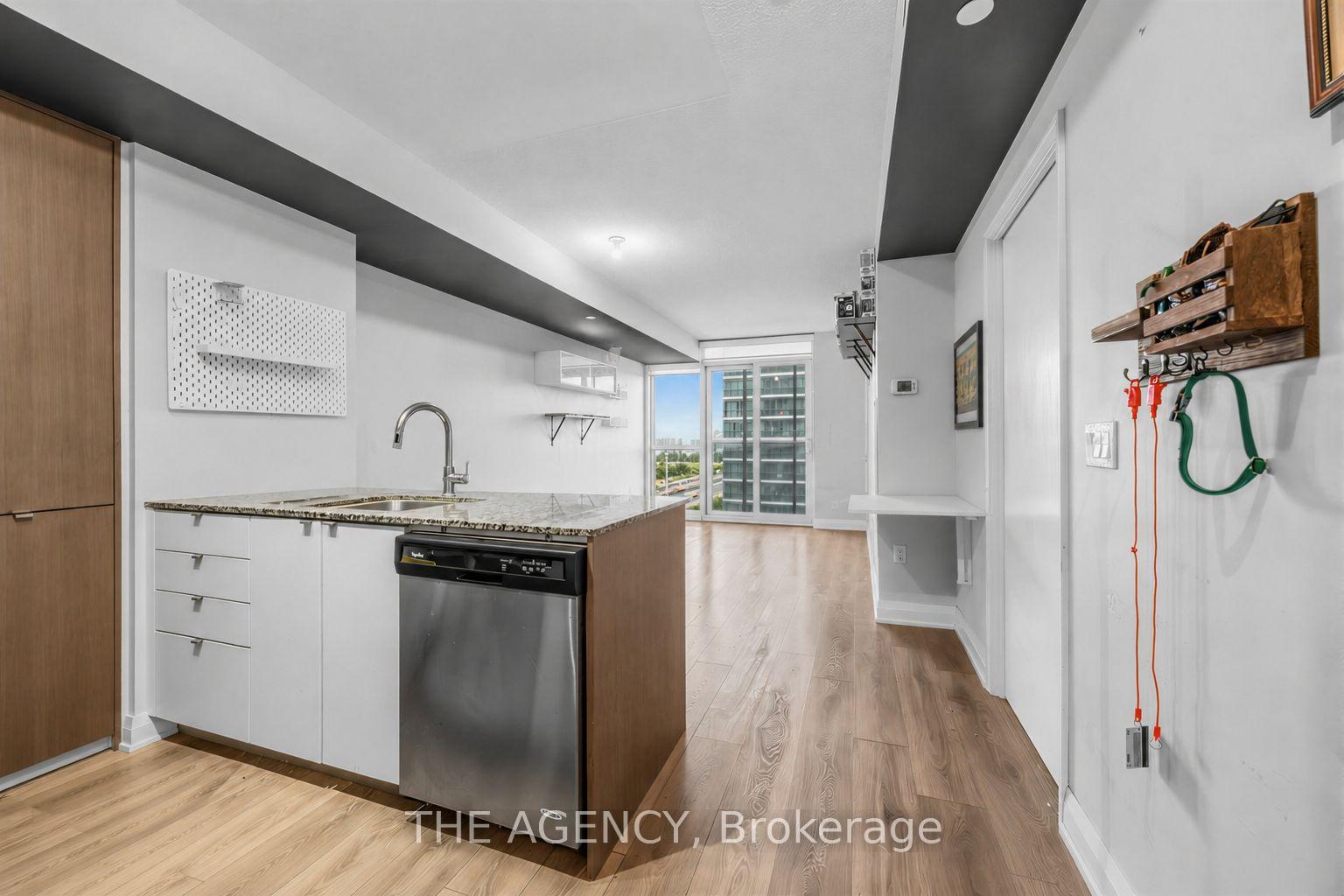 9-valhalla-inn-road-toronto-etobicoke-ontario-w13699384