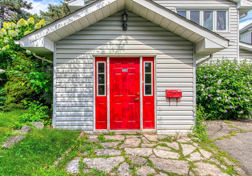235-tweedsdale-crescent-oakville-ontario-w13699396
