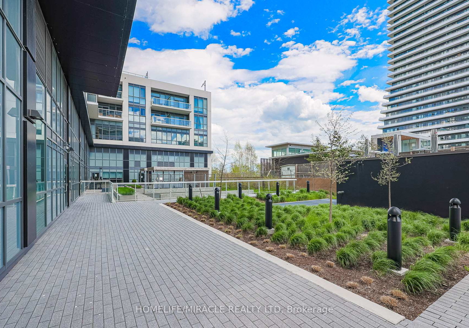 65-annie-craig-drive-toronto-etobicoke-ontario-w13699472