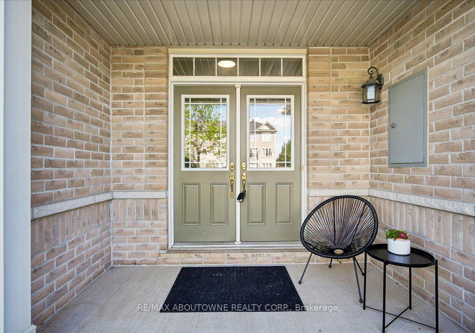 2020-colonel-william-parkway-oakville-ontario-w13699626