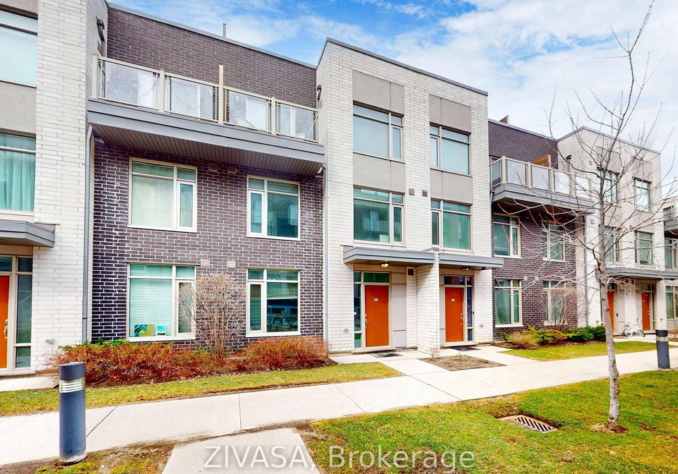 15-applewood-lane-toronto-etobicoke-ontario-w13699736