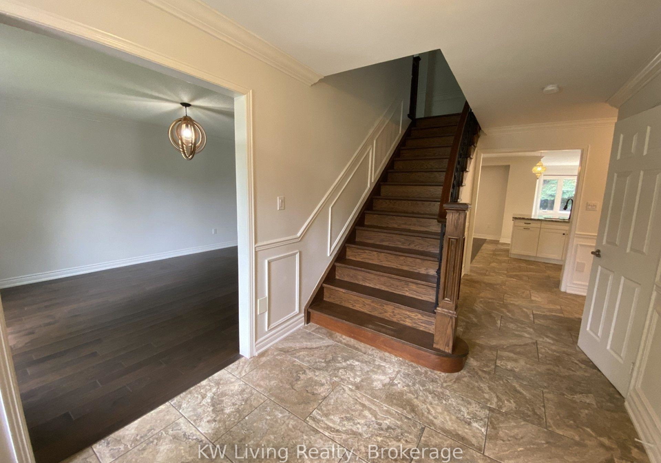 3241-shoreline-drive-e-oakville-ontario-w13699768