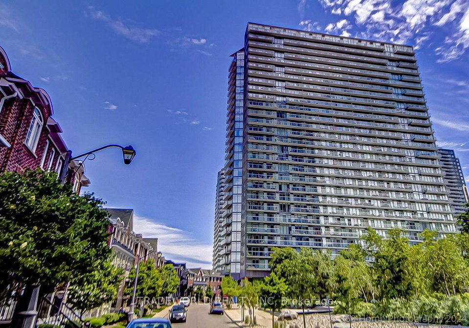 103-the-queensway-toronto-toronto-ontario-w13699844