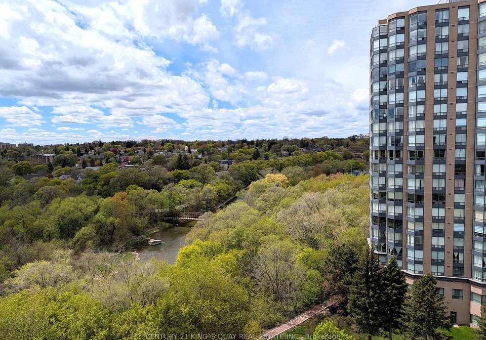10-wilby-crescent-toronto-north-york-ontario-w13699954
