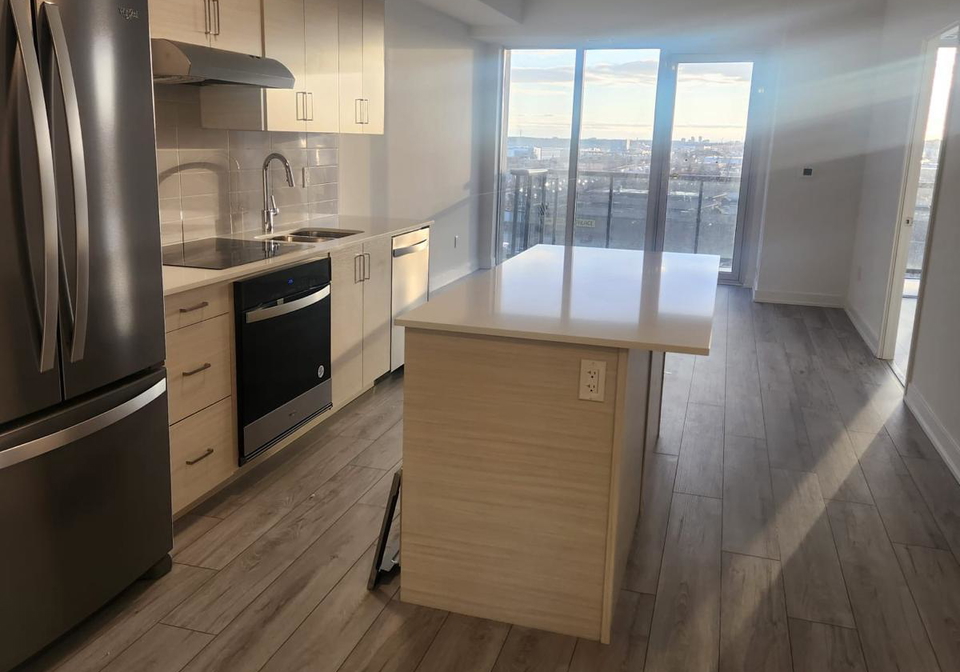 1035-southdown-road-mississauga-ontario-w13700096