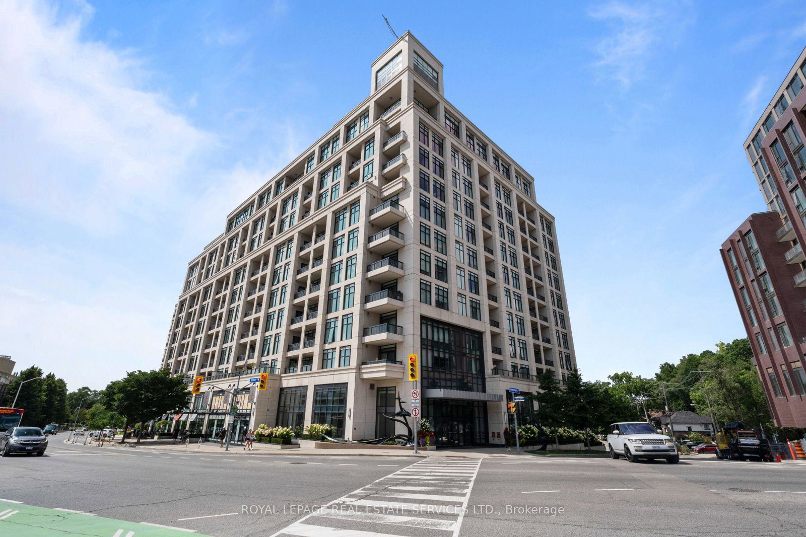 1-old-mill-drive-toronto-toronto-ontario-w13700124