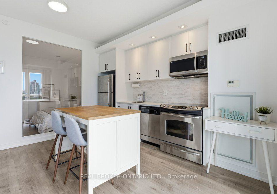 165-legion-road-toronto-etobicoke-ontario-w13700160