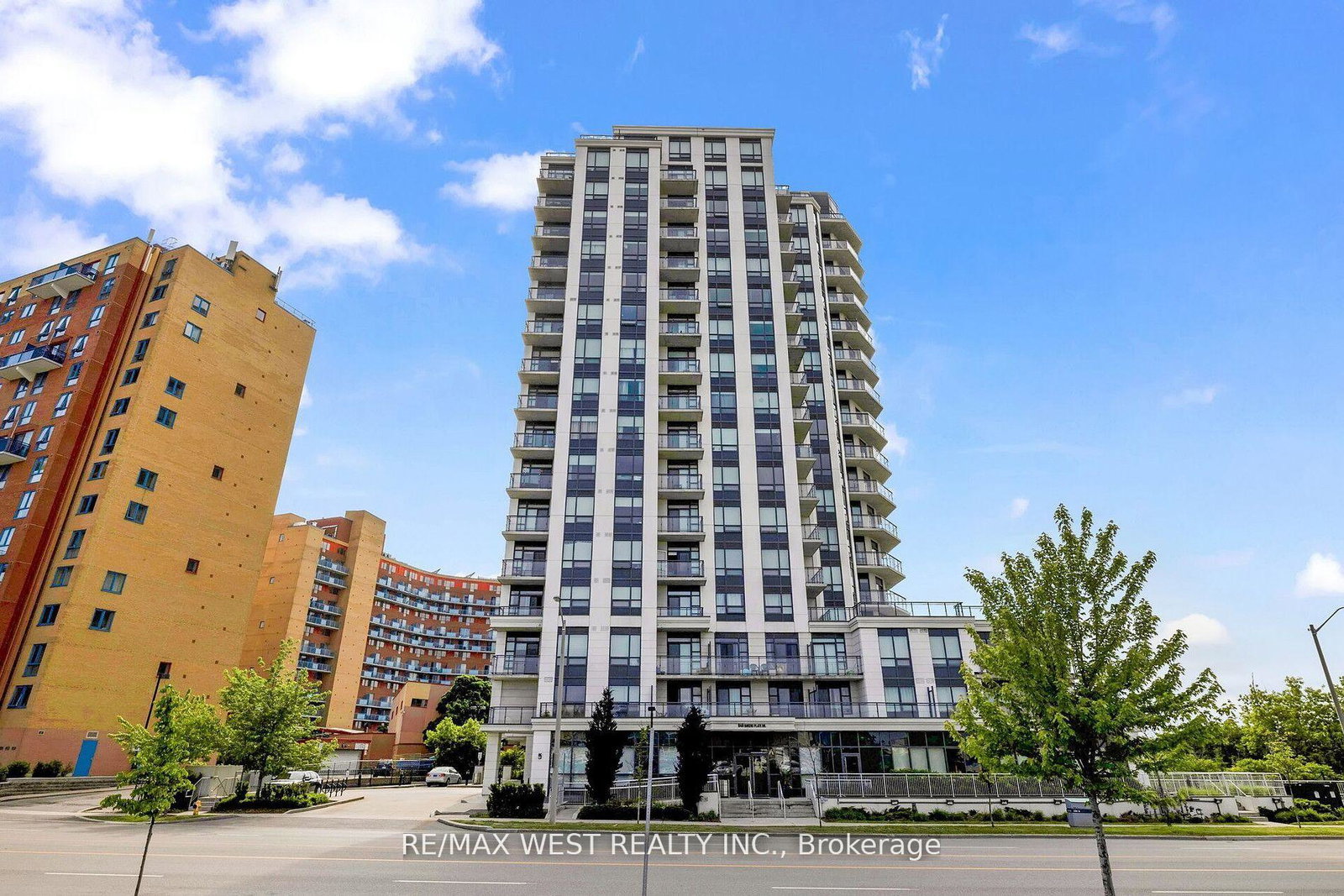 840-queens-plate-drive-toronto-etobicoke-ontario-w13700194
