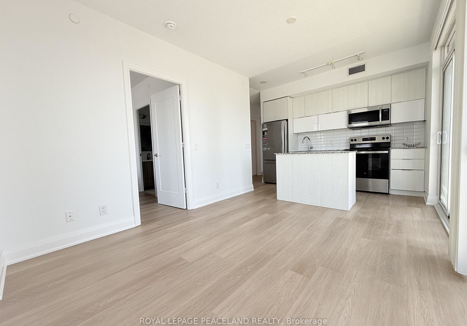 56-annie-craig-drive-toronto-etobicoke-ontario-w13700364