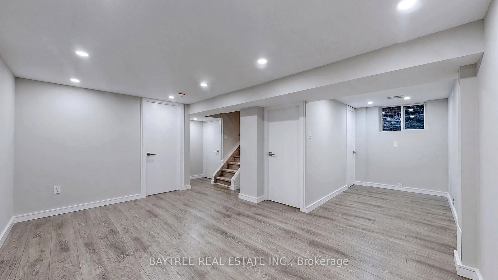5644-shillington-drive-mississauga-ontario-w13700426
