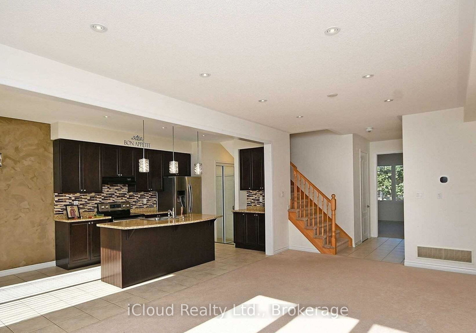 16-stedford-crescent-brampton-ontario-w13700468