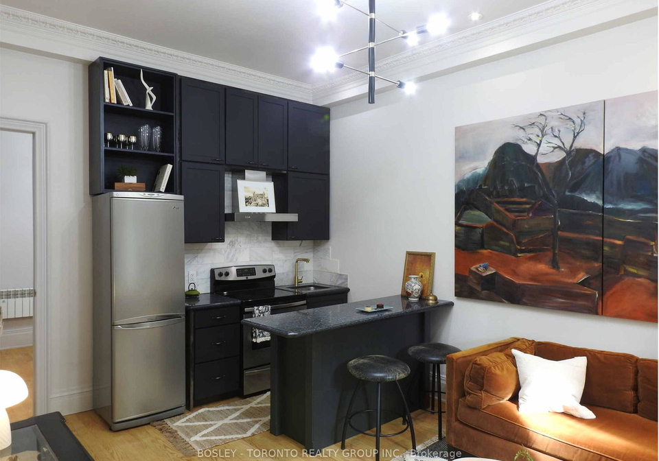2lansdowne-avenue-toronto-toronto-ontario-w13700516