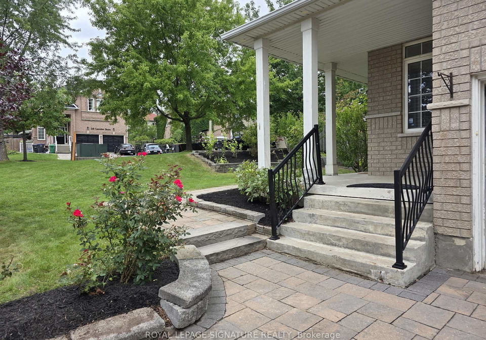 267-laurentian-avenue-mississauga-ontario-w13700528