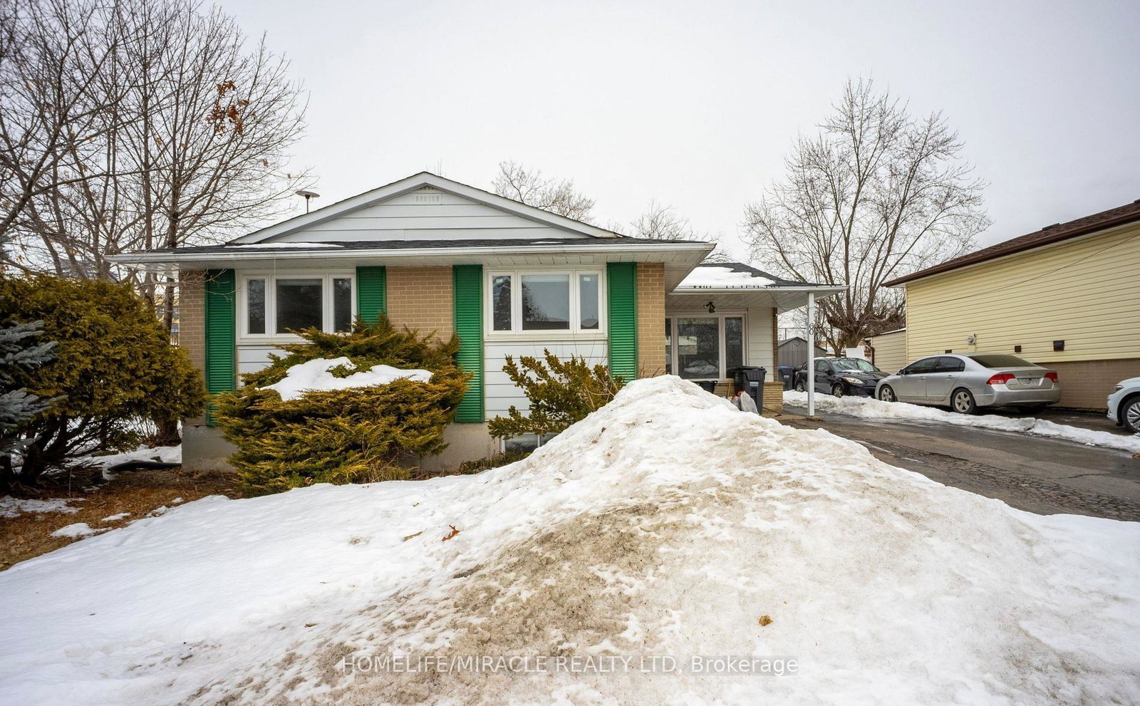60-centre-street-brampton-ontario-w13700592