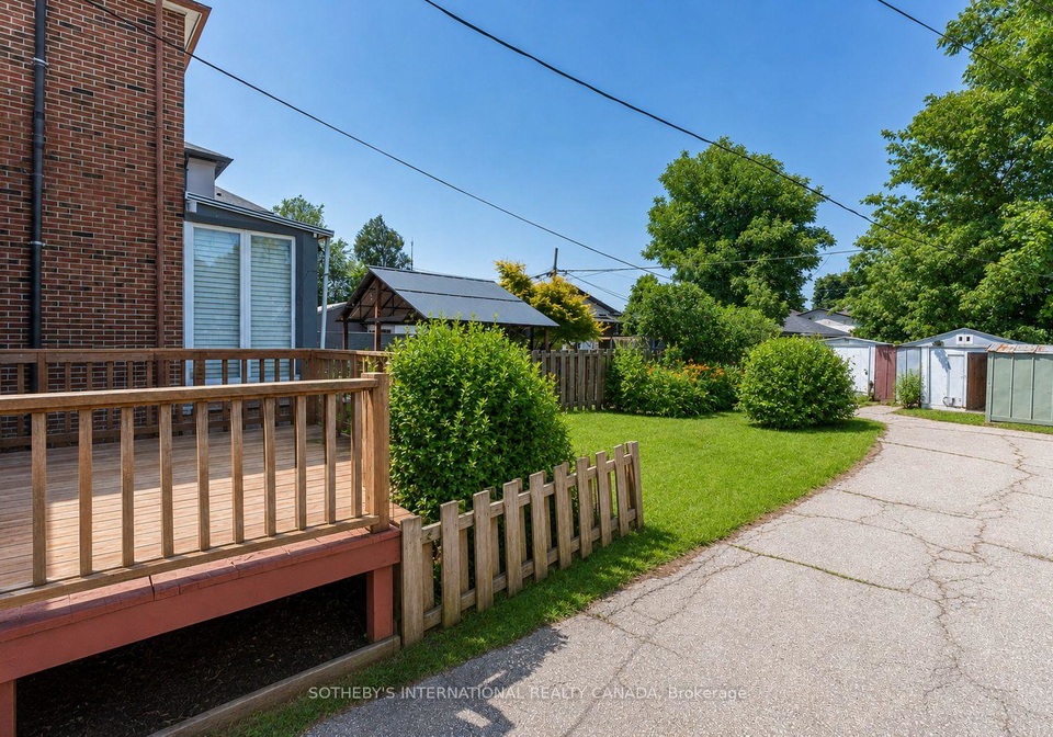 4-marshall-boulevard-toronto-toronto-ontario-w13700596