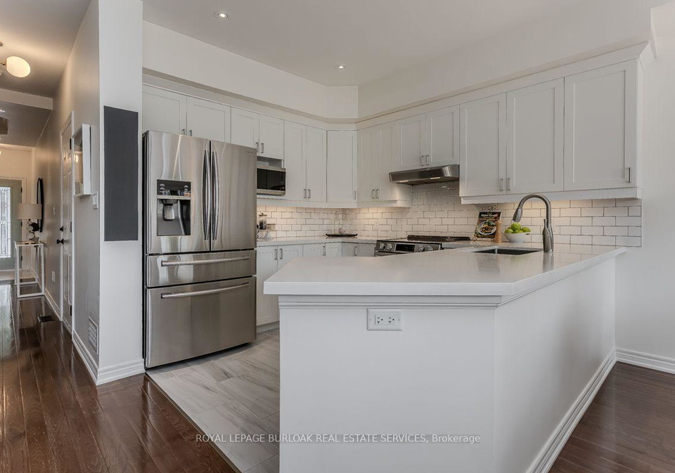 5316-applegarth-drive-burlington-ontario-w13700742