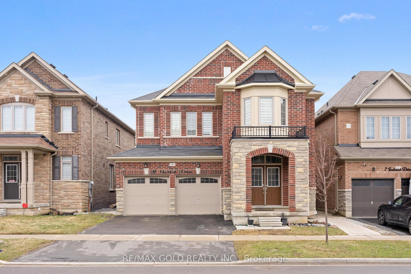 9-goderich-drive-brampton-ontario-w13700772