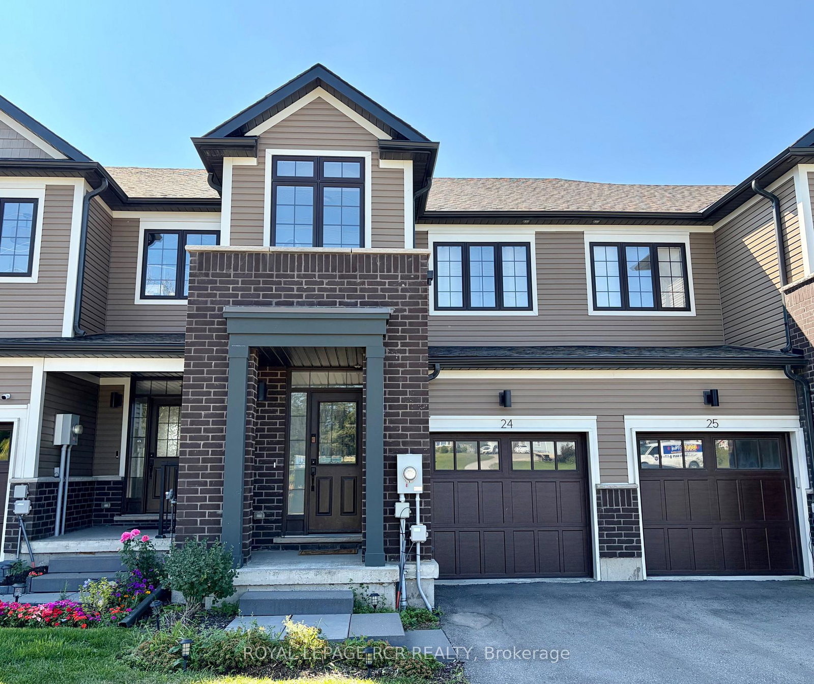 690-broadway-orangeville-ontario-w13700784