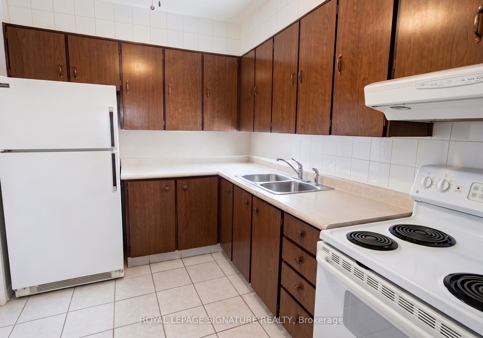 3390-weston-road-toronto-york-ontario-w13700920