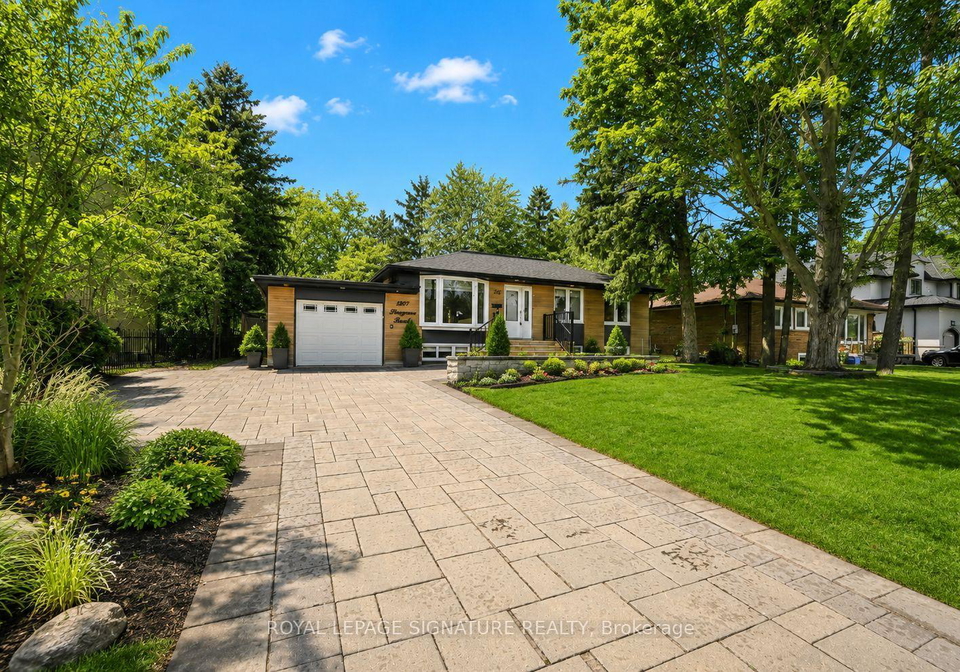1207-pinegrove-road-oakville-ontario-w13700962