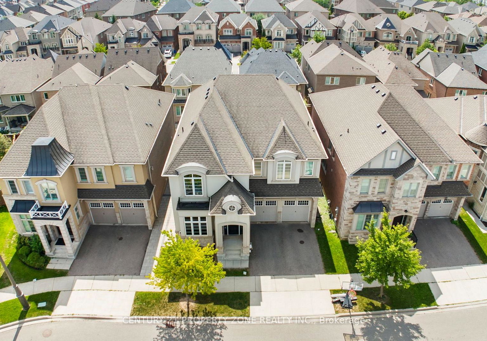 174-mcwilliams-crescent-oakville-ontario-w13700982