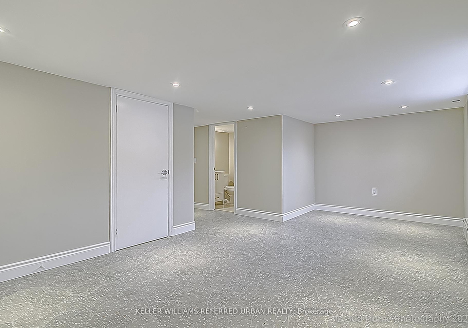 554-caledonia-road-toronto-toronto-ontario-w13700986