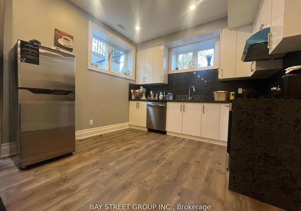 1243-bridge-road-oakville-ontario-w13700992