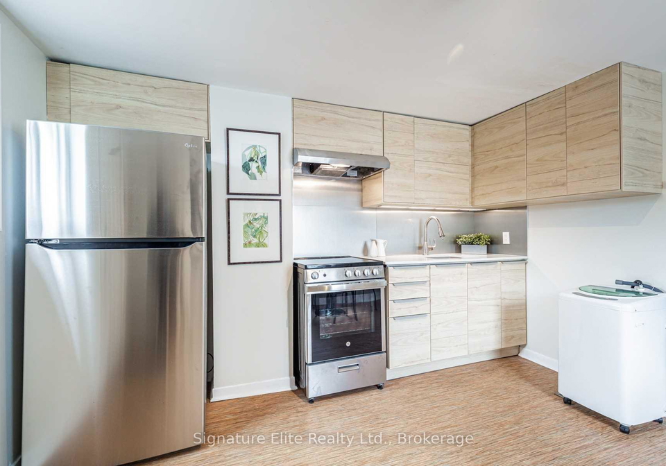 393-westmoreland-avenue-n-toronto-toronto-ontario-w13701030