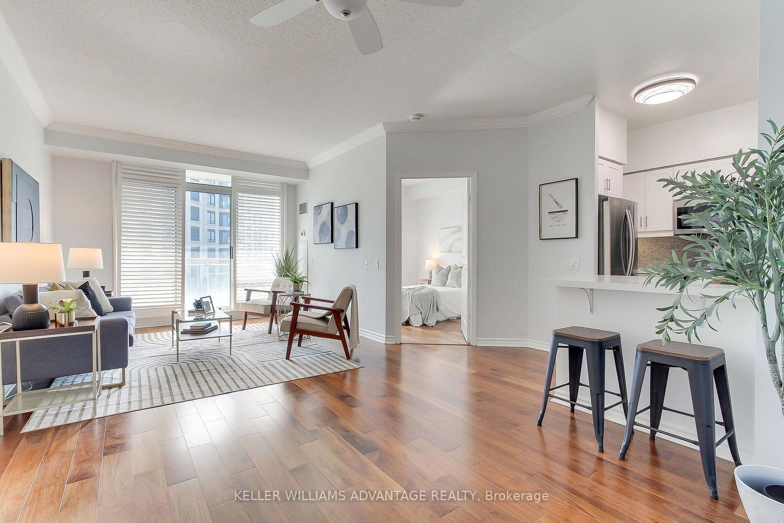 5-marine-parade-drive-toronto-etobicoke-ontario-w13701052