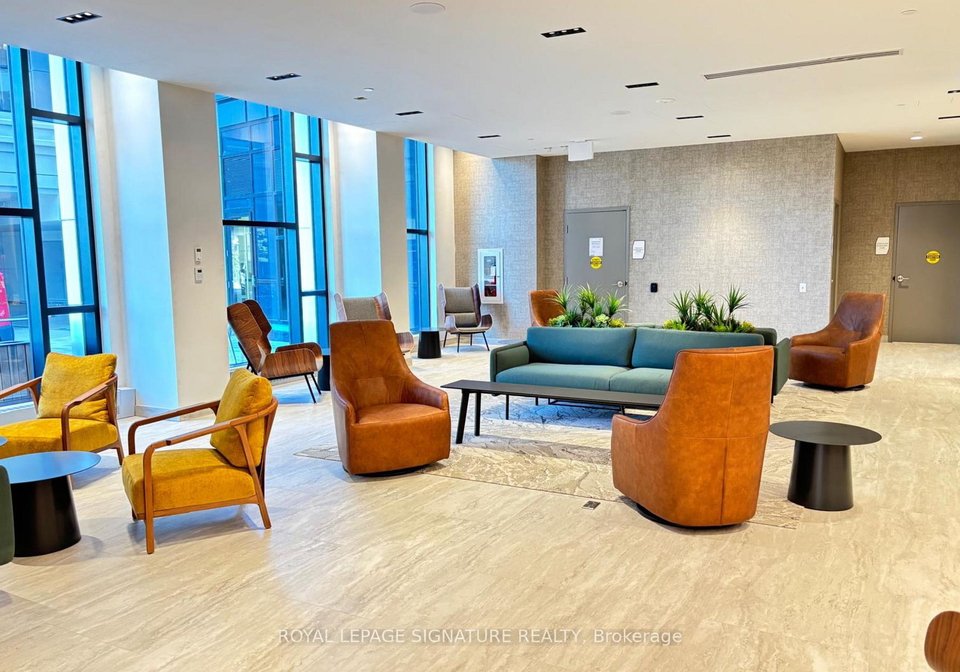 2485-eglinton-avenue-w-mississauga-ontario-w13701128