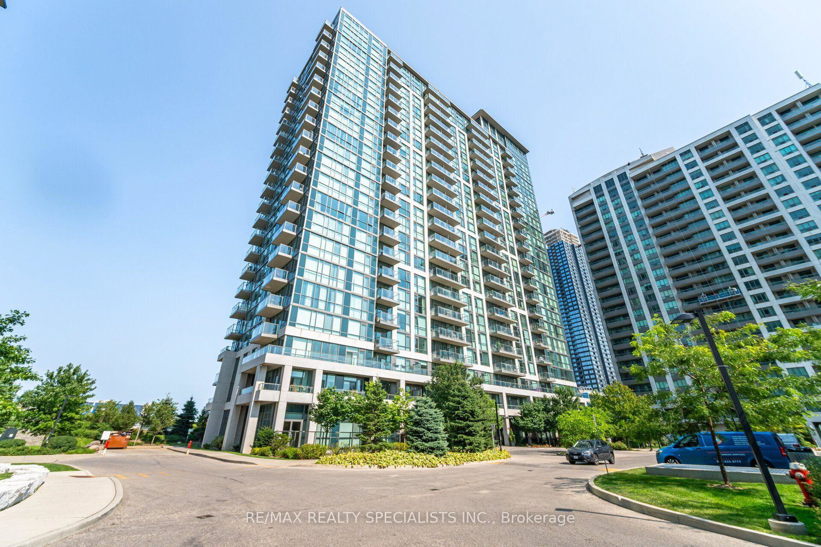 339-rathburn-road-w-mississauga-ontario-w13701196