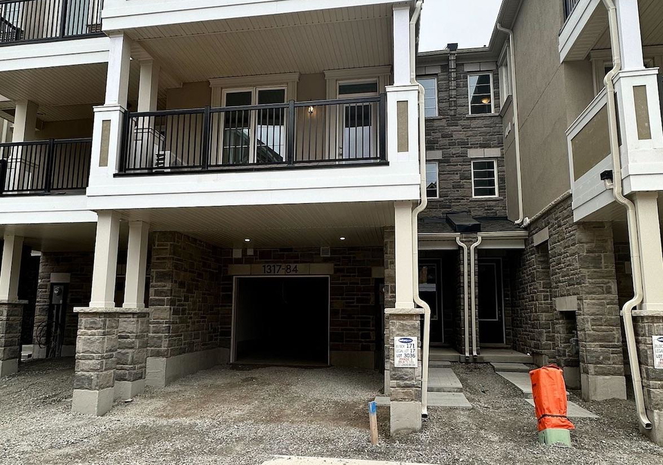 1317-leriche-way-milton-ontario-w13701320