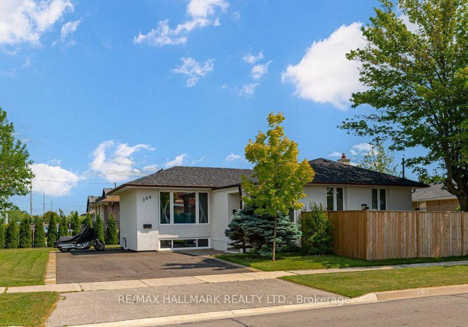 366-wildwood-drive-oakville-ontario-w13701330