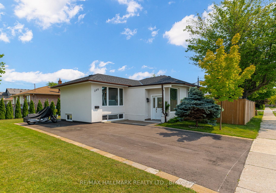 366-wildwood-drive-oakville-ontario-w13701330