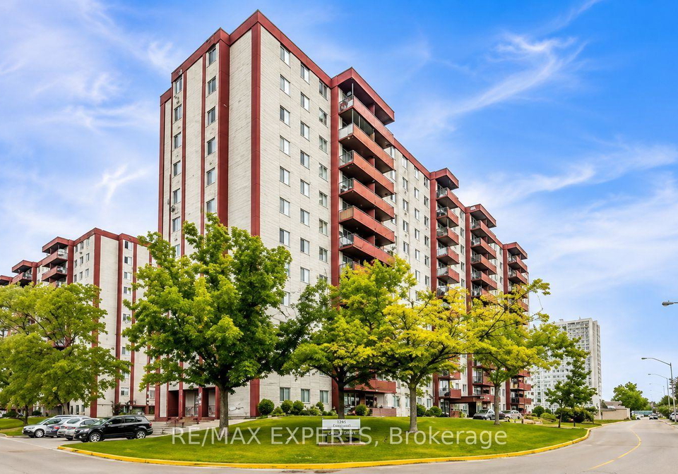 50-lotherton-pathway-toronto-north-york-ontario-w13701394