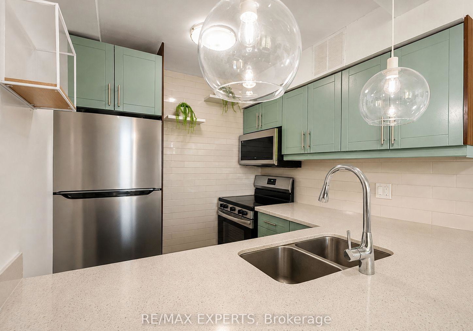 50-lotherton-pathway-toronto-north-york-ontario-w13701394
