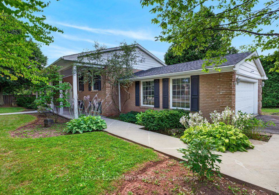 2148-kerns-road-burlington-ontario-w13701434
