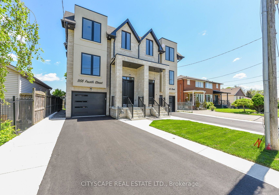 954-fourth-street-mississauga-ontario-w13701440