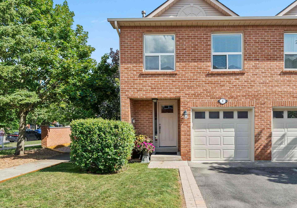 1500-reeves-gate-oakville-ontario-w13701502
