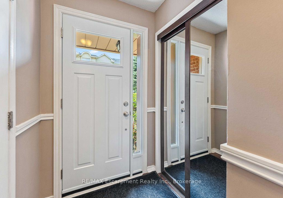 1500-reeves-gate-oakville-ontario-w13701502