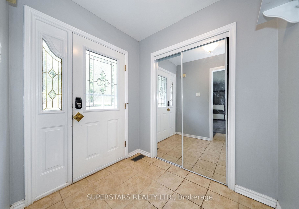 6-meadowland-drive-brampton-ontario-w13701594