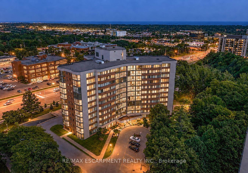 1230-marlborough-court-oakville-ontario-w13701794
