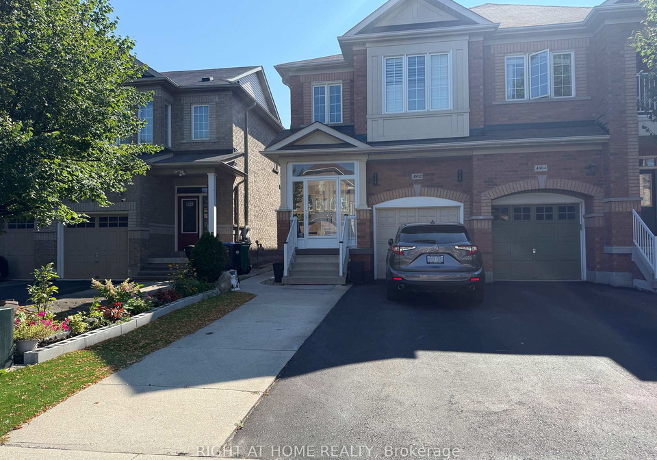 4802-bluefeather-lane-mississauga-ontario-w13701928
