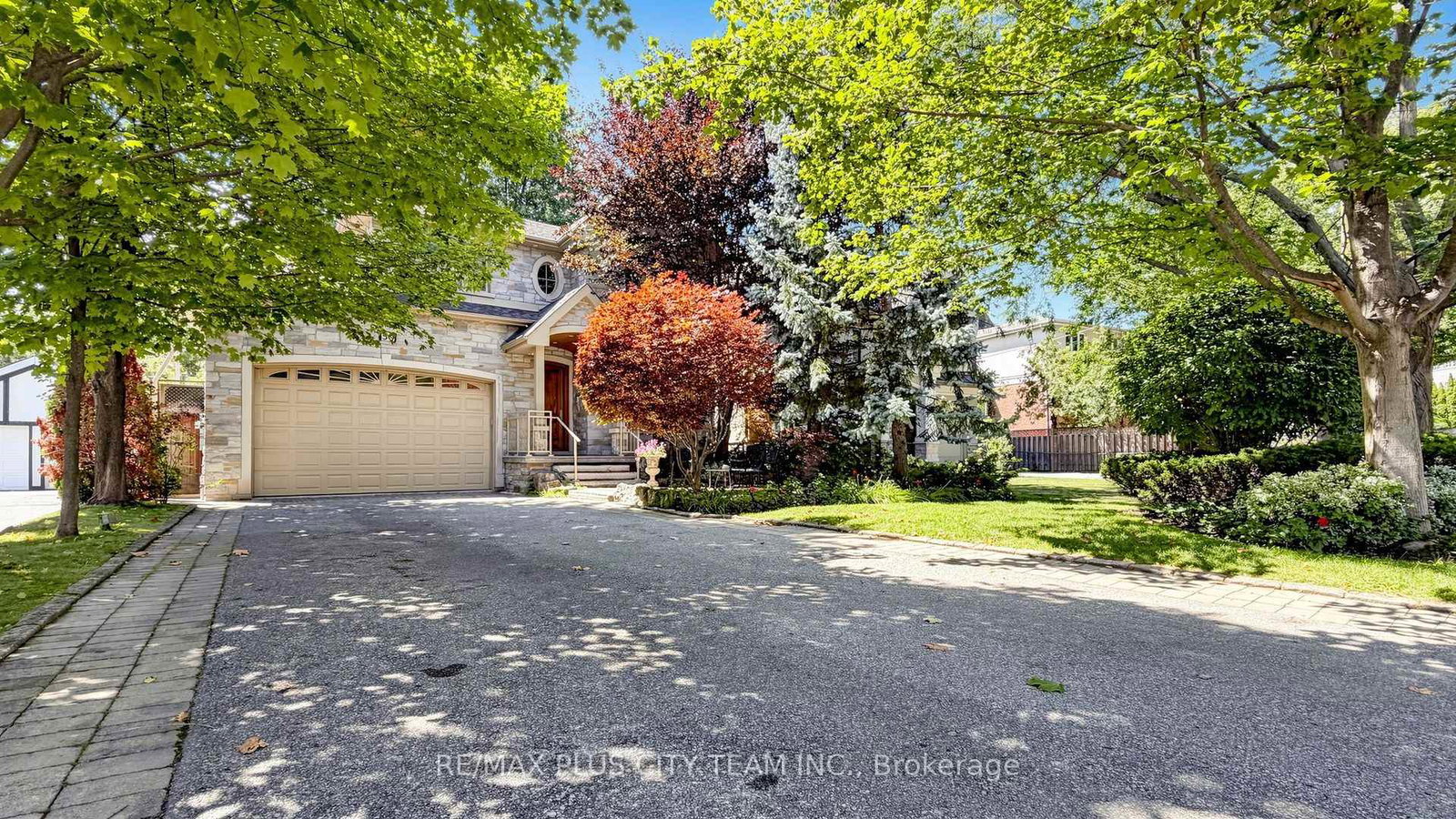 50-bonnyview-drive-toronto-etobicoke-ontario-w13702028