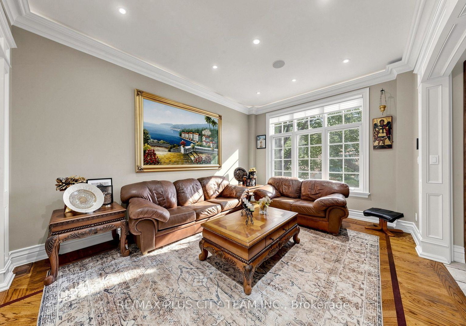 50-bonnyview-drive-toronto-etobicoke-ontario-w13702028
