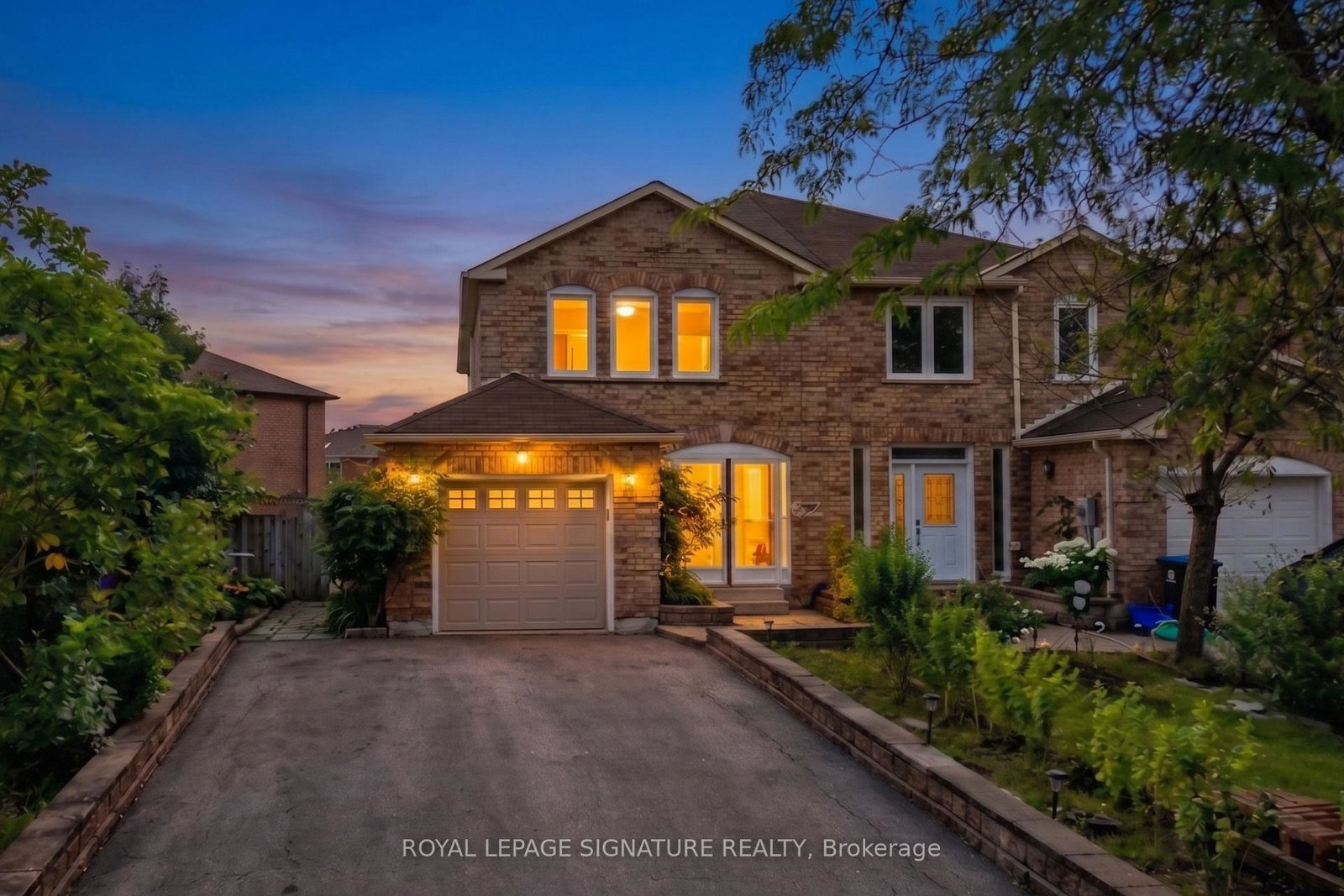 352-assiniboine-trail-mississauga-ontario-w13702074